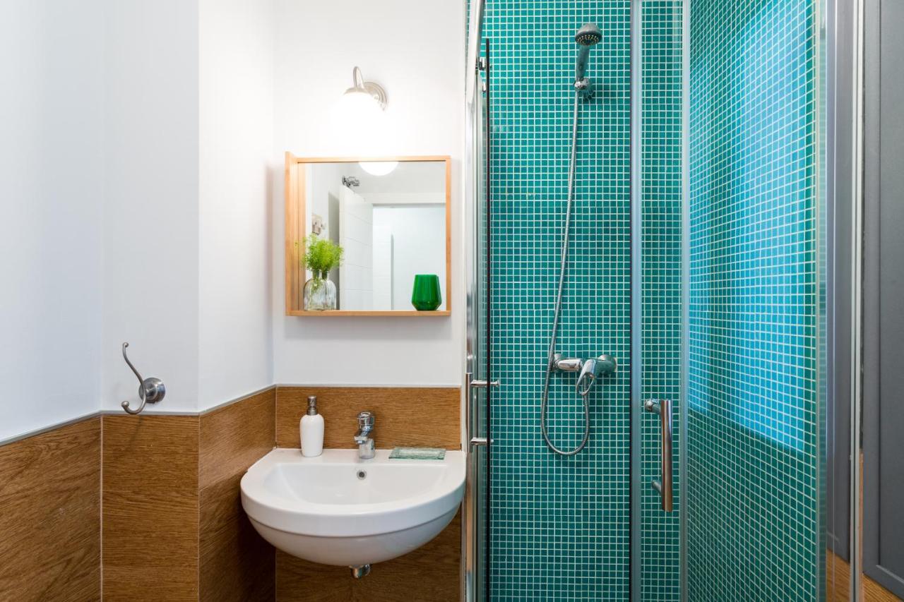 Apartamentos Rg Alameda De Hercules Sevilla Kültér fotó